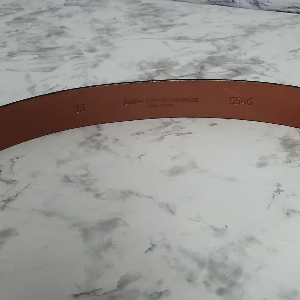 Vintage Johnston & Murphy Brown Belt‎